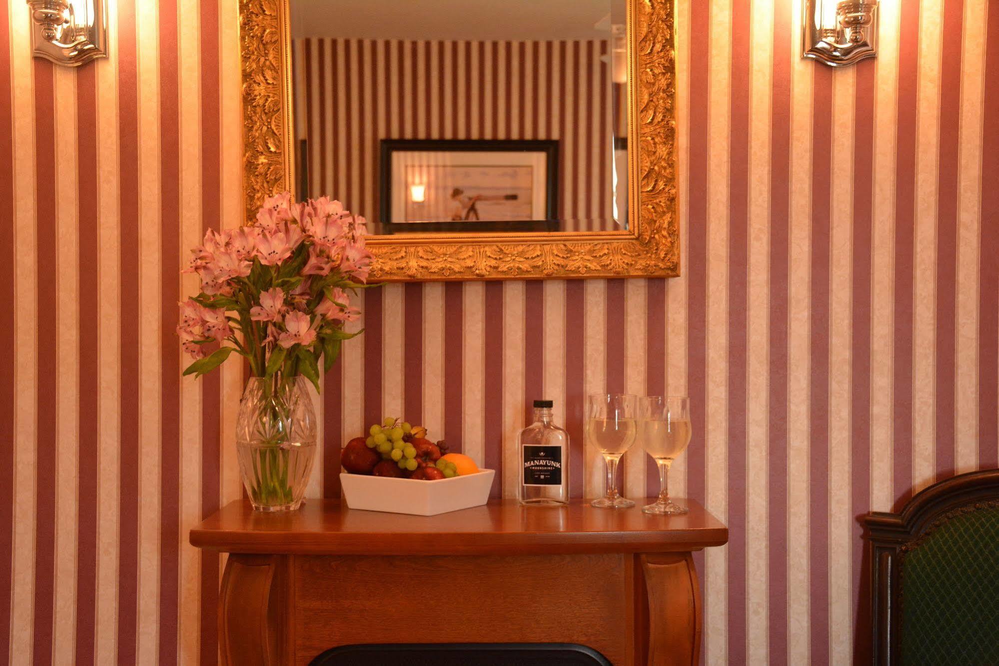 Manayunk Chambers Bed & Breakfast Bala Cynwyd